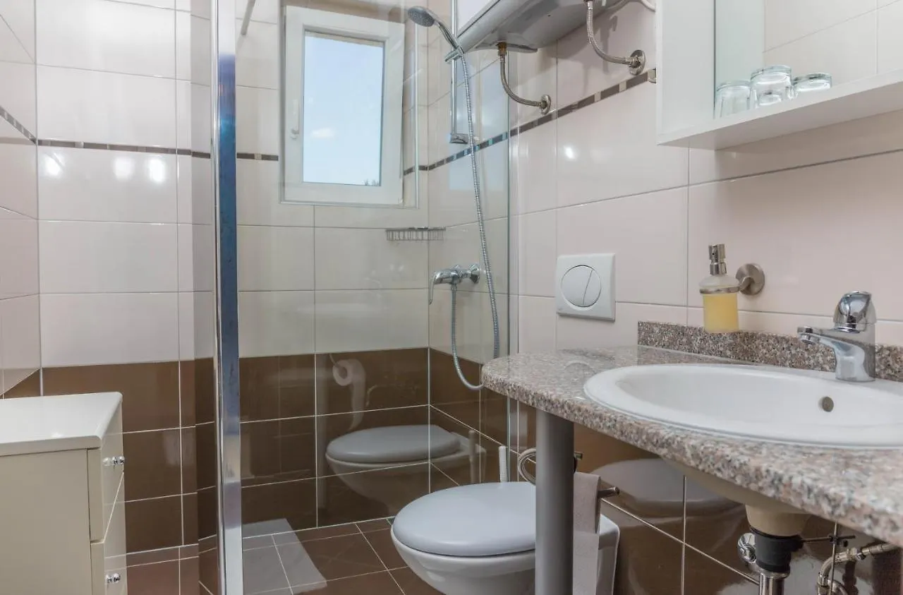 Guest House Sidro Selce