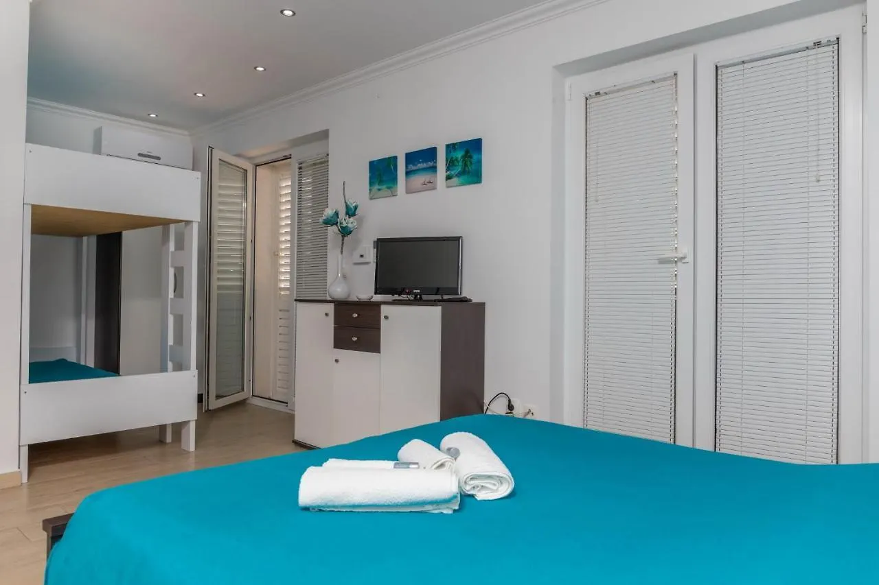 Guest House Sidro Selce